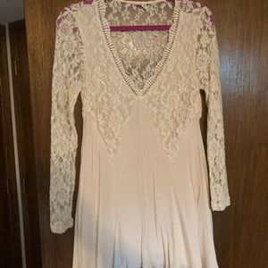 illa illa ivory lace crinkle dress, size s